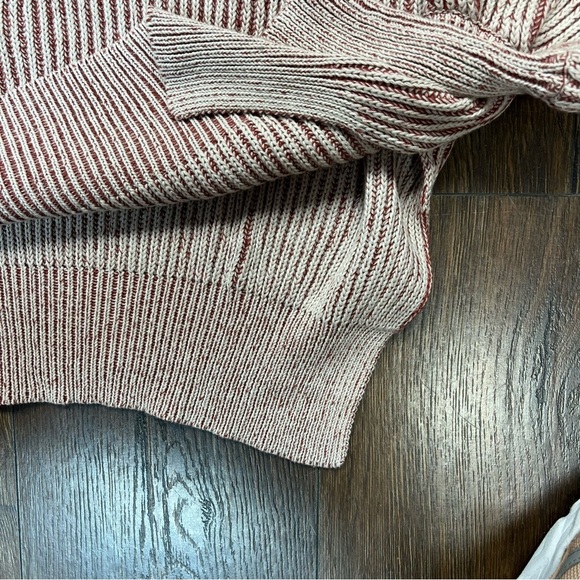 She + Sky mauve ribbed v neck sweater SZ SM - Picture 4 of 5